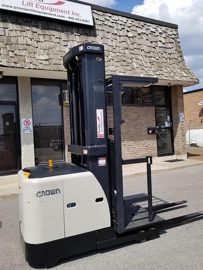 Refurbished Electric Order Pickers – Narrow‑Aisle High‑Reach