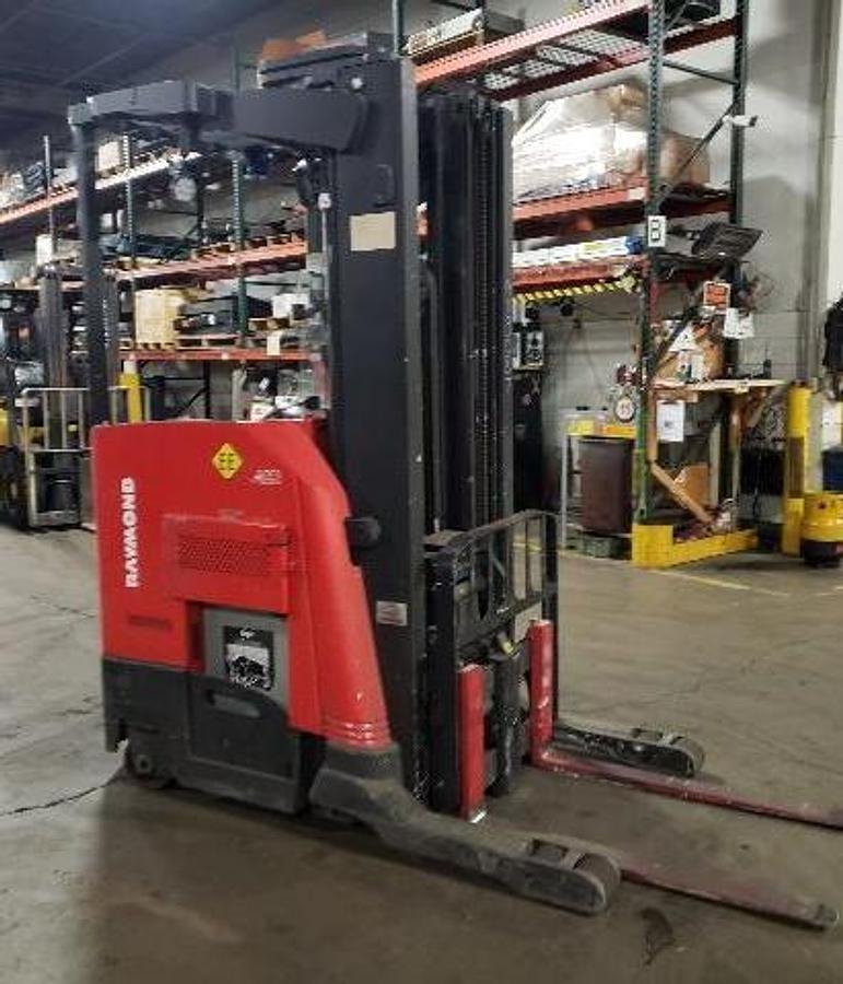 Side view of a 2020 Raymond 750‑R45TT single reach forklift with 4,500 lb capacity and 95/211” TSU mast