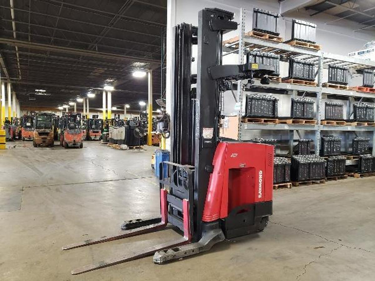 Opposite side angle view of Raymond 750-R45TT forklift – 36V electric reach truck with side shift, narrow chassis, and non-marking tires – Premier Lift Equipment Brampton ON
