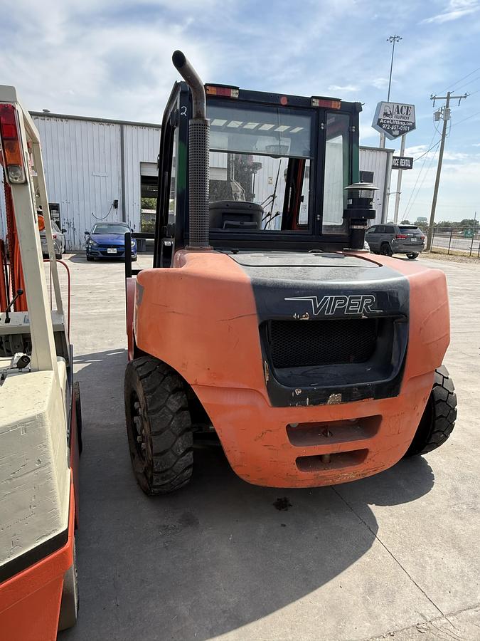 Refurbished 2022 Viper FD70 – CSA‑Certified Diesel Forklift | 15,000 lb Capacity | Full Cab | Brampton ON