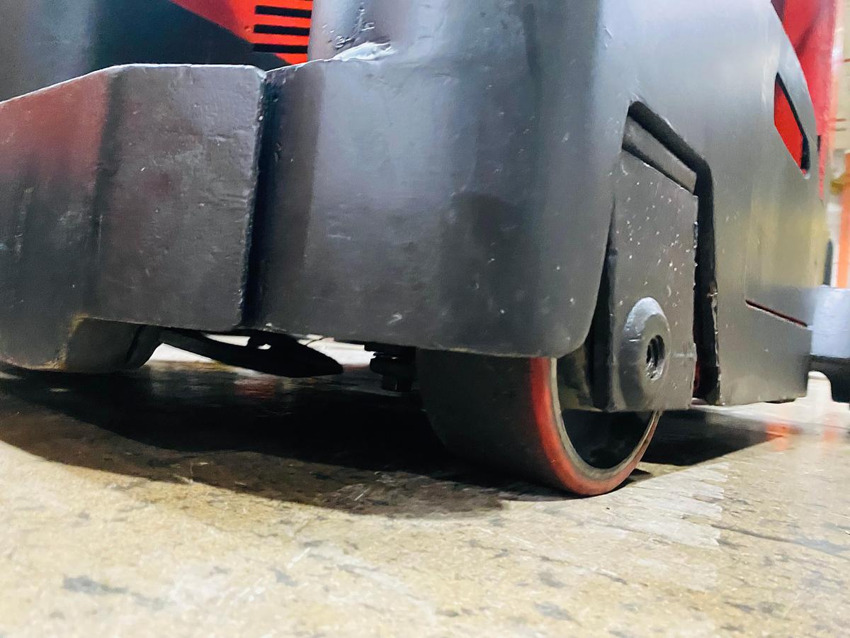 Rear non marking poly caster wheel