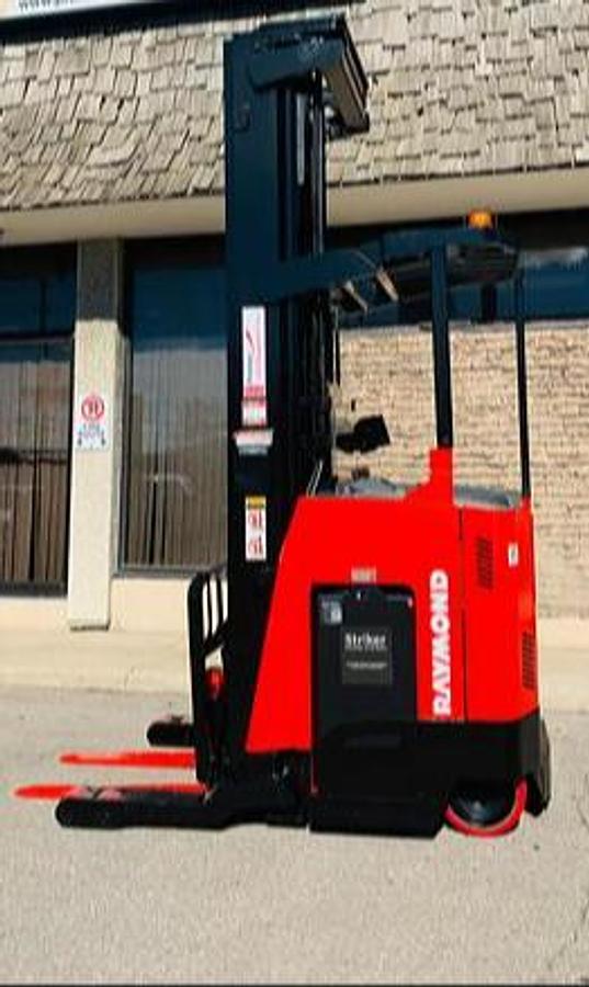 Raymond 750-R45TT CSA reach truck Brampton 4500 lb 321” triple mast side shift single reach battery extra freezer-ready indoor export