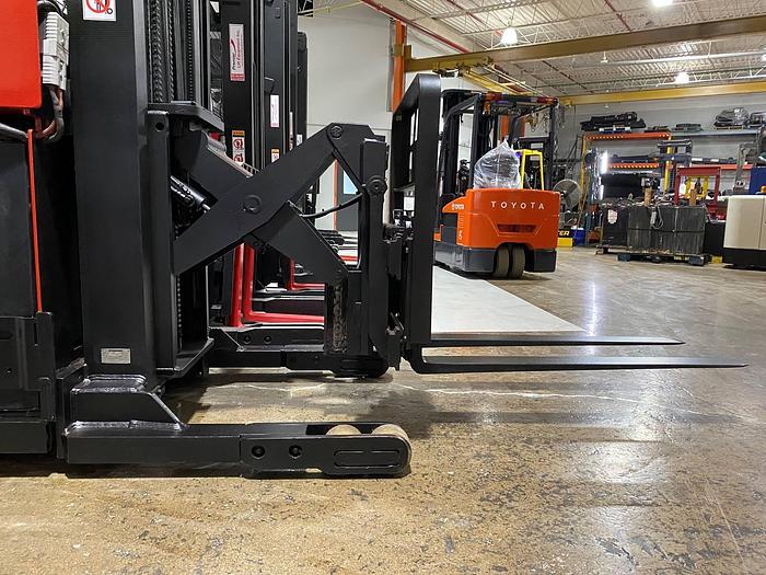 Refurbished SOLD – Refurbished 1999 Raymond EASIR30TT | Electric Reach Truck | CSA Certified | Mississauga Deployment Completed