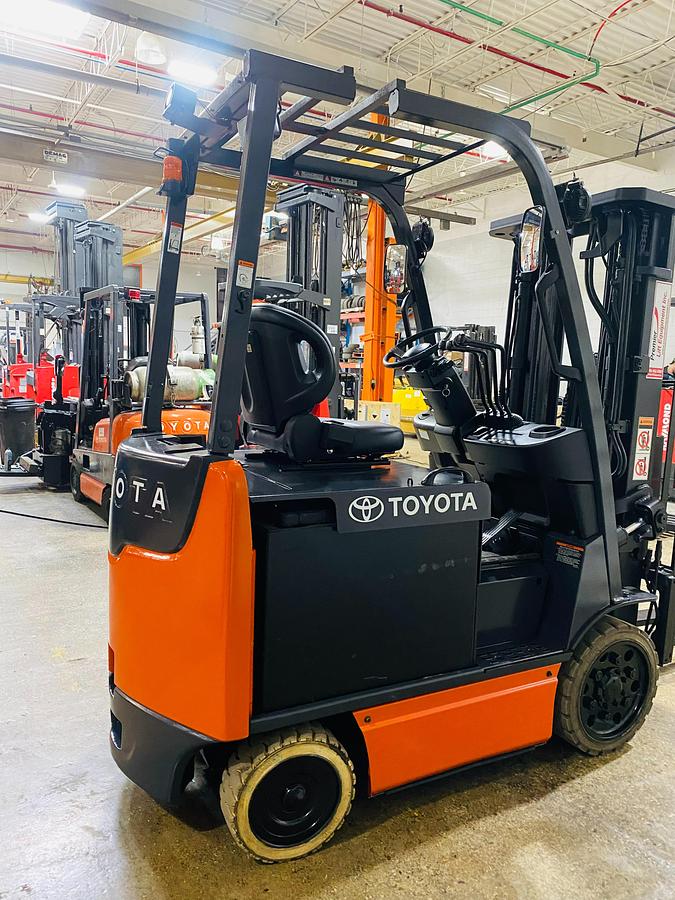 Toyota 8FBCU25 – rear angle view – counterweight, overhead guard, and operator seat – CSA certified electric forklift – Brampton ON
