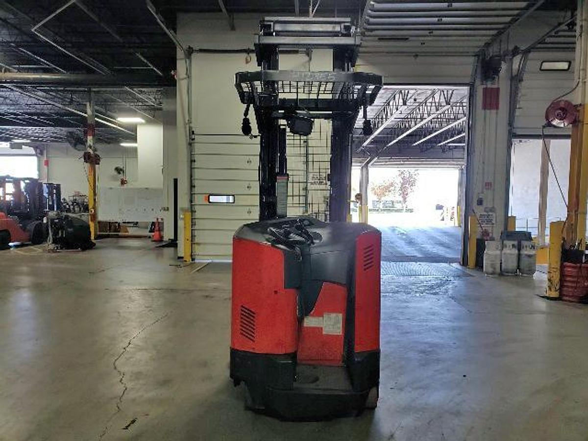 Rear view of Raymond 750-R45TT forklift – stand-up operator compartment, CSA inspection tag, and counterweight panel – Premier Lift Equipment Brampton ON