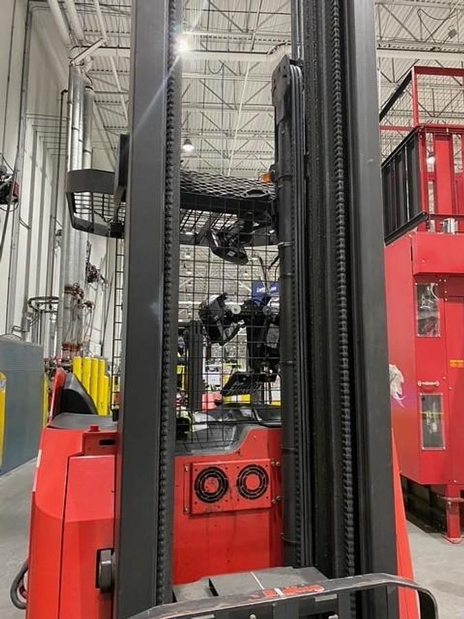 2022 Raymond 770‑R45TT reconditioned reach truck front mast channel view 160-372 inch triple mast 36V