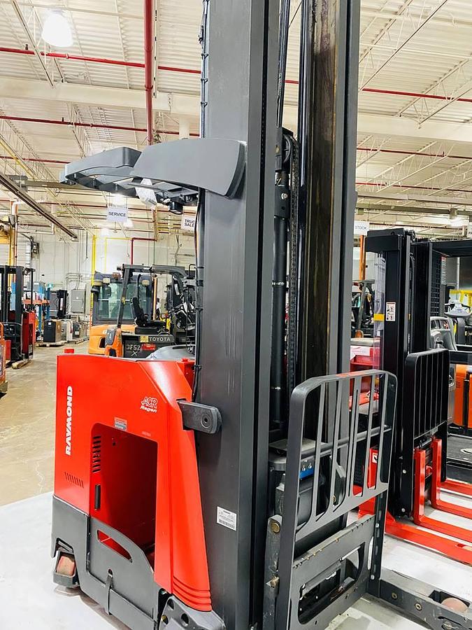 Front View of Cascade Kooi double deep attachment