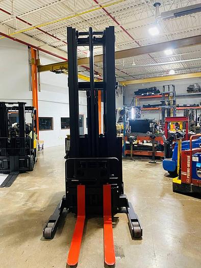 Refurbished SOLD – Refurbished 2013 Raymond EZ-R30TT | Electric Reach Truck | CSA Certified | Mississauga Deployment Completed