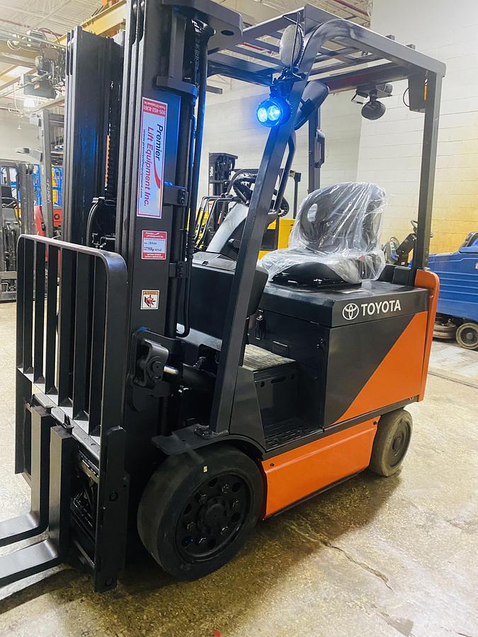 Refurbished 2018 Toyota 8FBCHU25 EE‑Rated | 5,000 lb | 189” Mast | 48V Electric