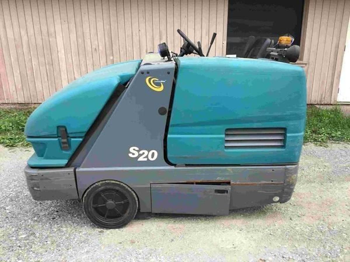 Sold-Tennant-S20-CSA-Electric-Sweeper-32in-828hrs-BramptonON