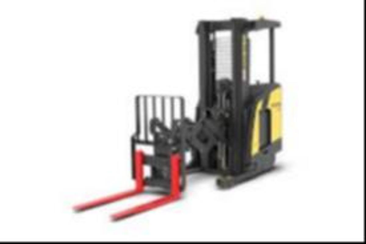 2015 Hyster N30ZDR2 CSA deep reach forklift Brampton 3000 lb 212” triple mast pantograph freezer-compatible export-certified