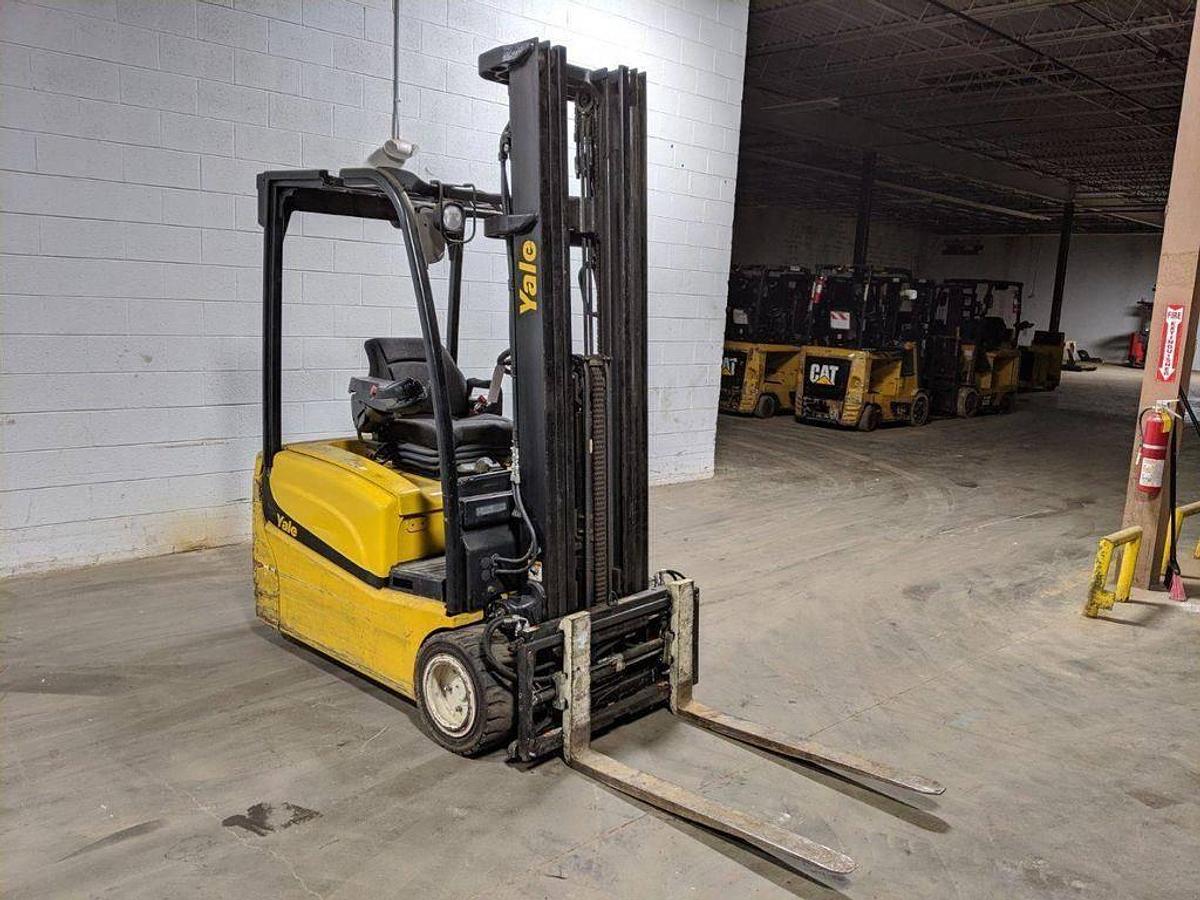 Sold-Yale-ERP040VTN-CSA-Electric-Forklift-4,000lb-222”-Lift-BramptonON