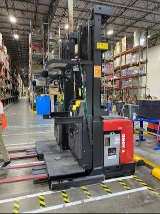 Raymond 540-OPC30TT WG CSA order pickers Brampton 3000 lb 315” triple mast wire guidance UL/EE freezer-compatible export-certified