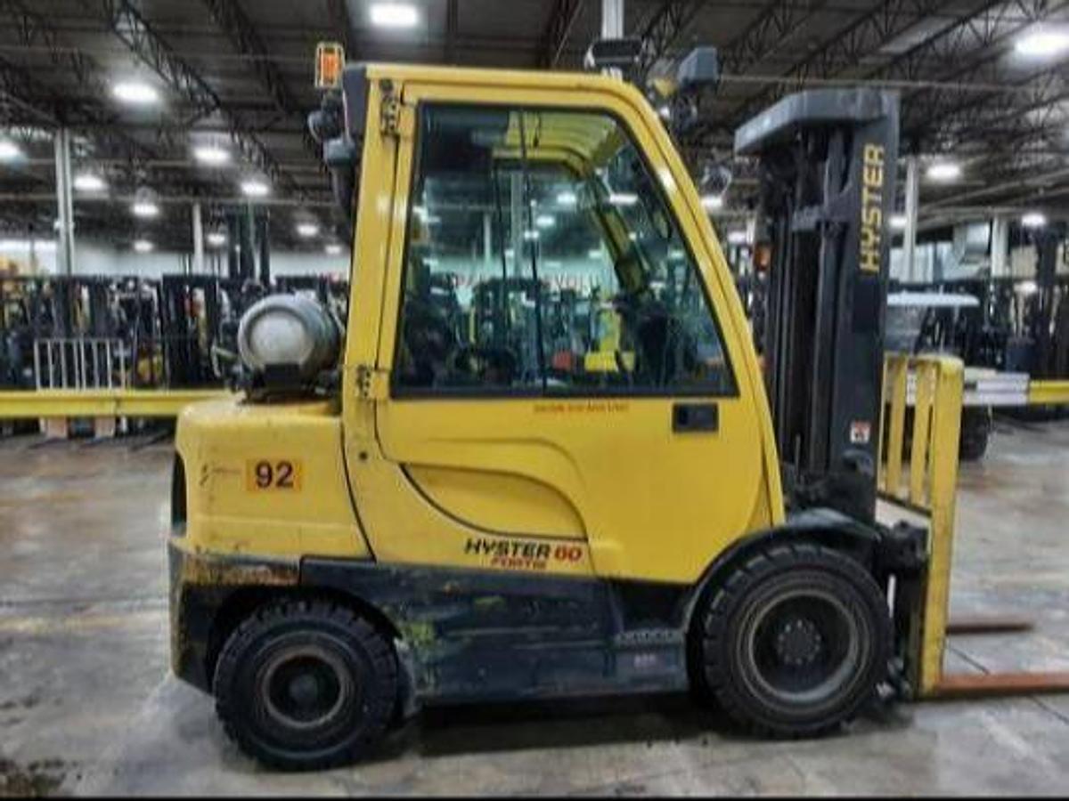 2019 Hyster H60FT LPG Forklift | CSA Certified | Heated Cab | Side Shift | Pneumatic Tires | Full Service Support | Brampton ON | Export Ready
