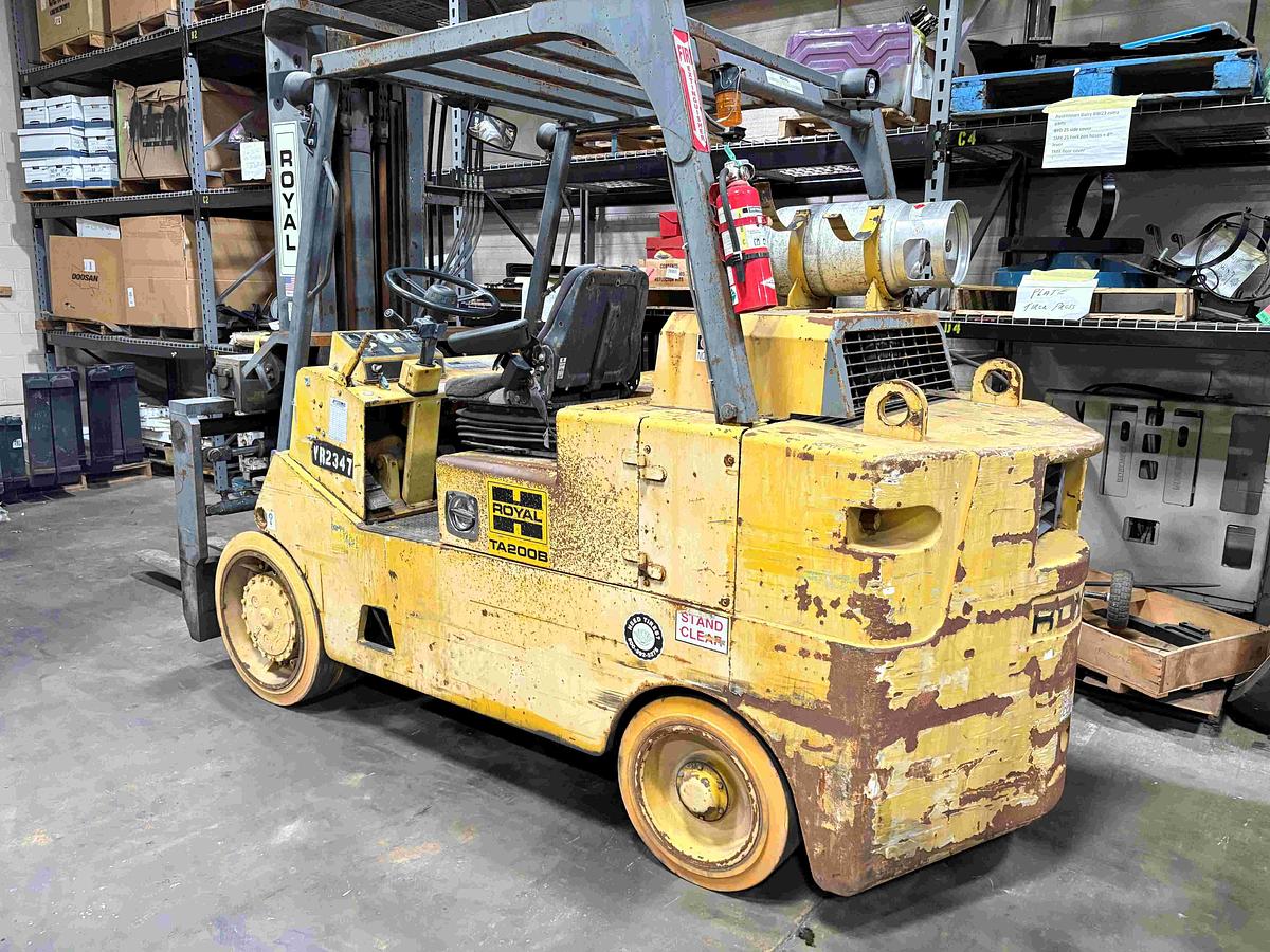 Rear angle of Royal TA200B showing counterweight and LPG configuration