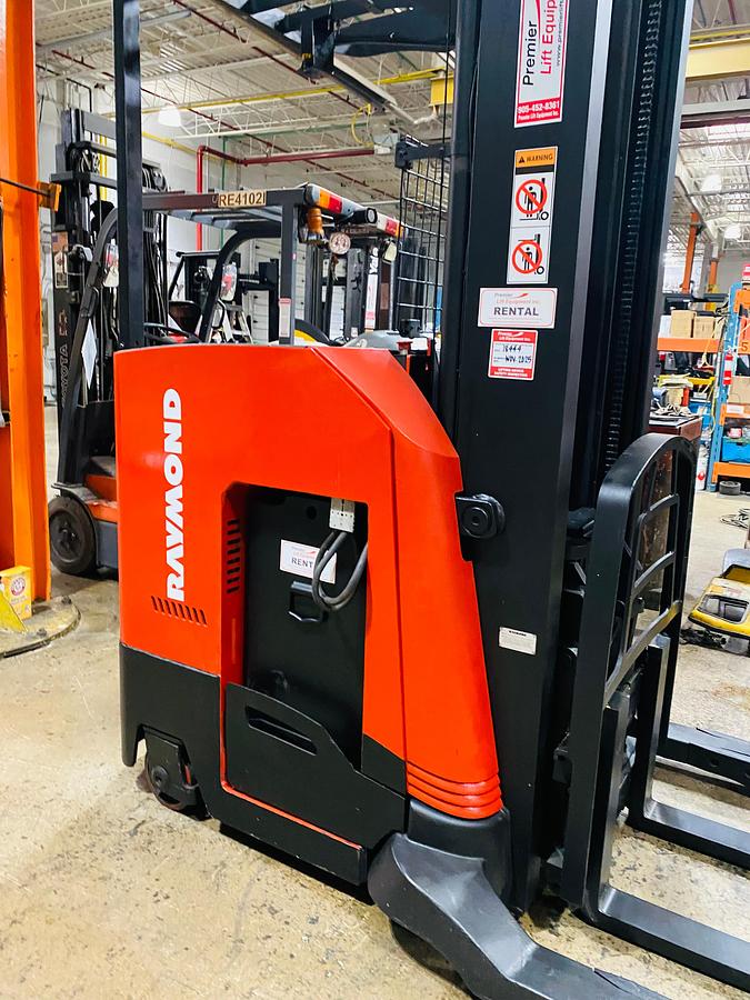 Compact chassis with 36 volt battery