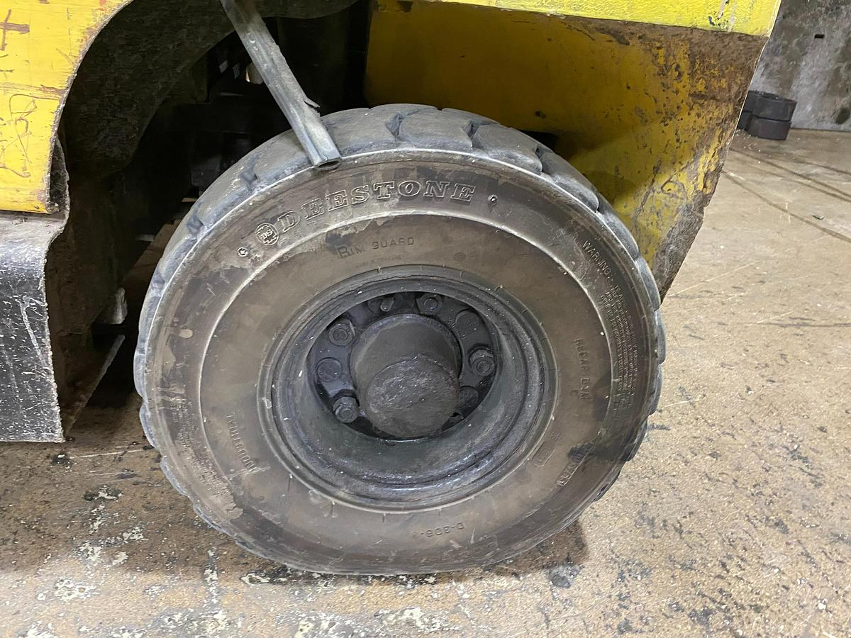 Hyster H50XM – left rear steer tire – solid pneumatic tread – CSA propane forklift – Brampton ON