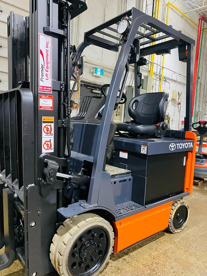 Toyota 8FBCU25 – low front angle – forks, mast, and load backrest – CSA/MOL certified electric forklift – Brampton ON