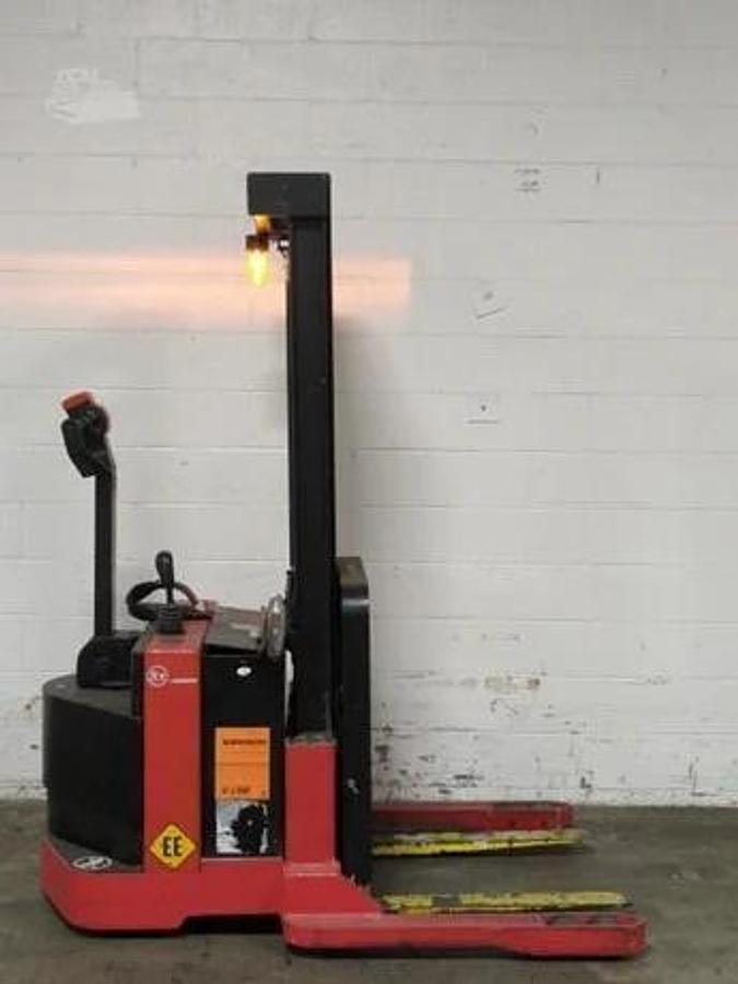 Refurbished BT Prime Mover WSX22 — EE‑Rated Walkie Stacker — 128” Lift — CSA Ready — 428 Hours
