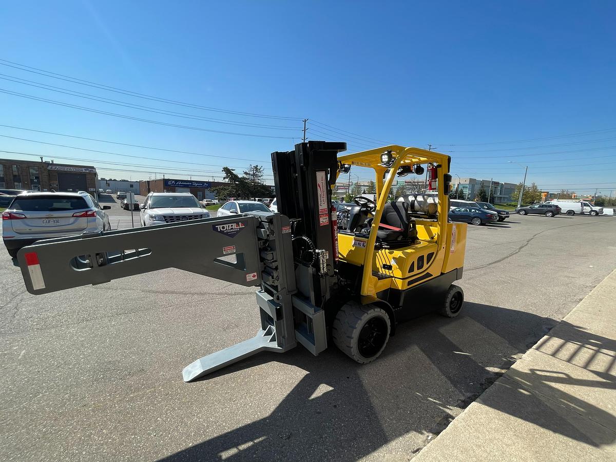 Hyster S120FTPRS – angled front view – marble clamp, triple mast, and cushion tires – CSA propane forklift – Brampton ON