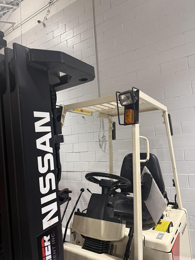 Refurbished Nissan CUM01L15SN 3000 lb Cushion Forklift – 83/187" Triple Mast – Side Shift – Audit‑Ready & CSA‑Certified