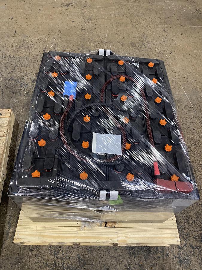 Refurbished Forklift Batteries - Lithium-Ion, Lead-Acid & AGM (Refurbished)