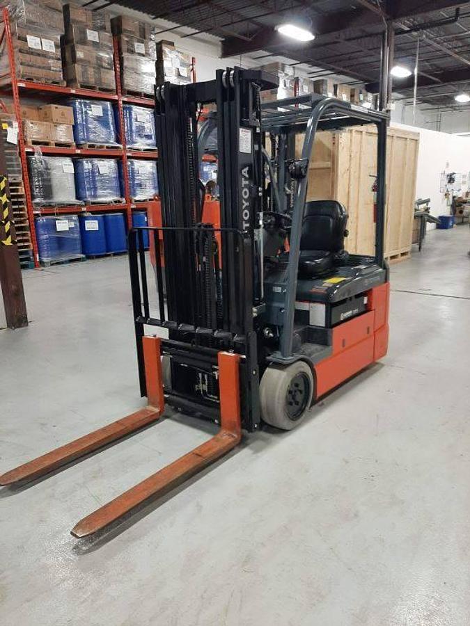 Sold-Toyota-8FBE20U-CSA-Electric-3Wheel-Forklift-4,000lb-189”-Lift-MississaugaON