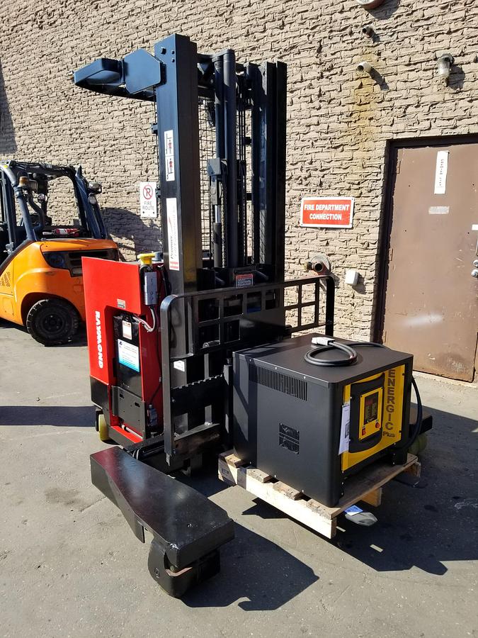 Angled front view of Raymond EASI 4D-R45TT multi-directional electric forklift showing 42” forks, mast carriage, and CSA-certified chassis – unit staged in Brampton ON