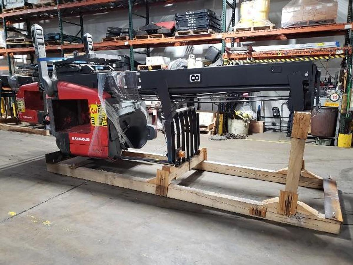 2018 Raymond 750‑DR32TT deep reach forklift side view 36V 148-336 inch mast