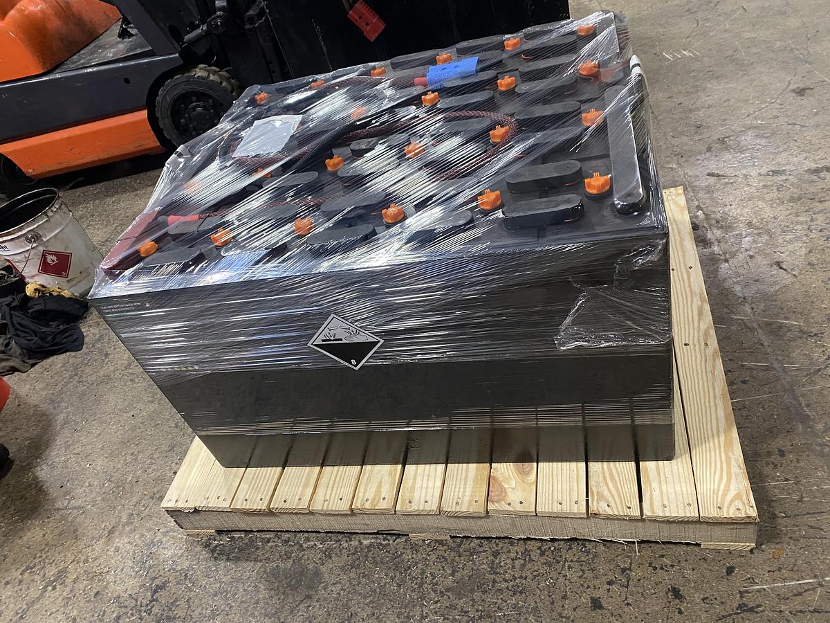 Refurbished Forklift Batteries - Lithium-Ion, Lead-Acid & AGM (Refurbished)