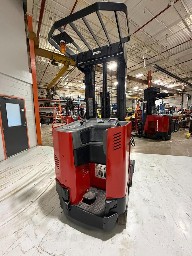 Reconditioned Raymond EASIR40TT Warehouse Forklift