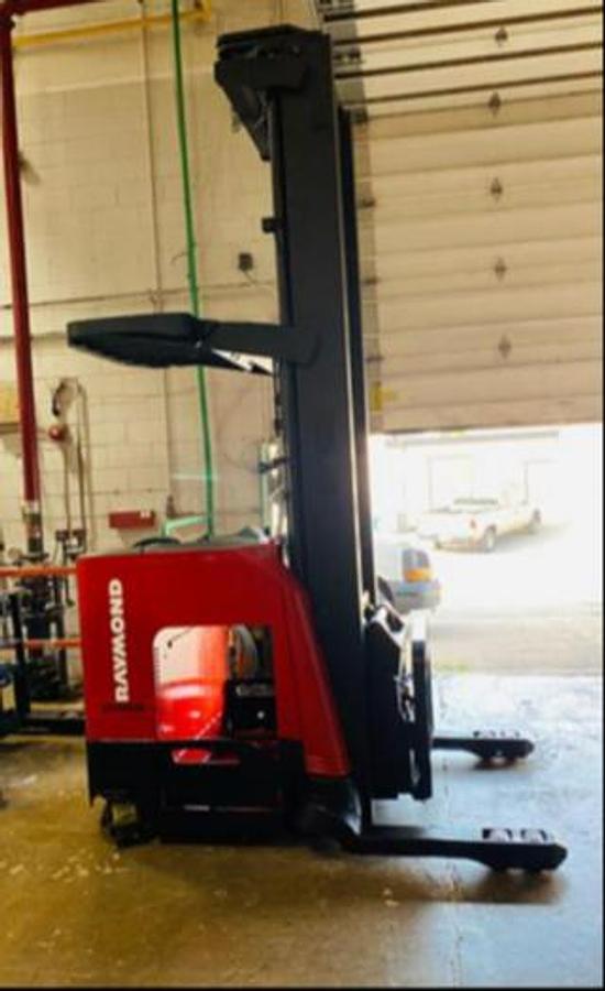 2017 Raymond 750‑DR32TT deep reach forklift with 321 in triple mast