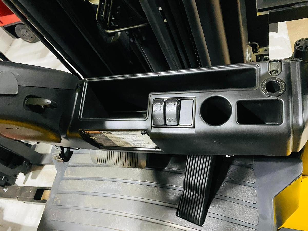 Dashboard of Yale ERC065VG turret lift truck showing multi-function display, hour meter, and CSA-certified control panel – unit staged in Brampton ON