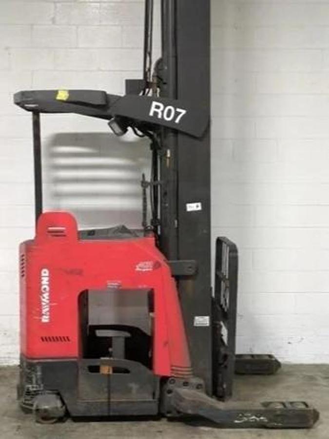 Opposite side view showing battery compartment and CSA-certified chassis