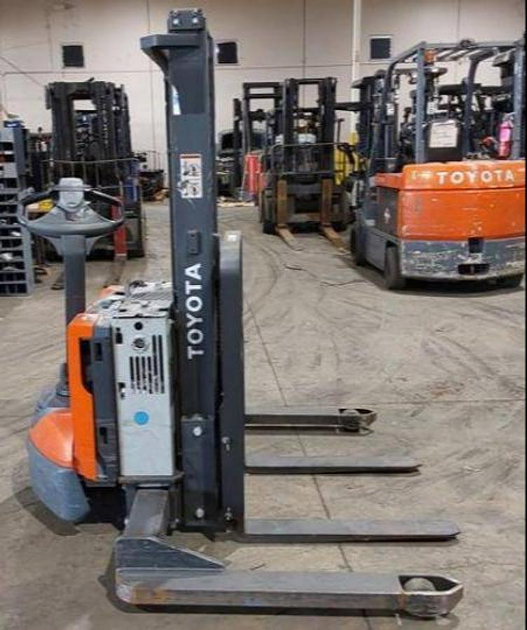 CSA-Certified 2,500 lb 2018 Toyota 8BWS13 Electric Walkie Stacker with Adjustable Straddle Legs Delivered to Brampton ON