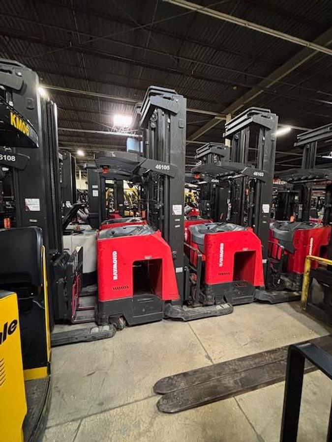 side by side deep reach trucks