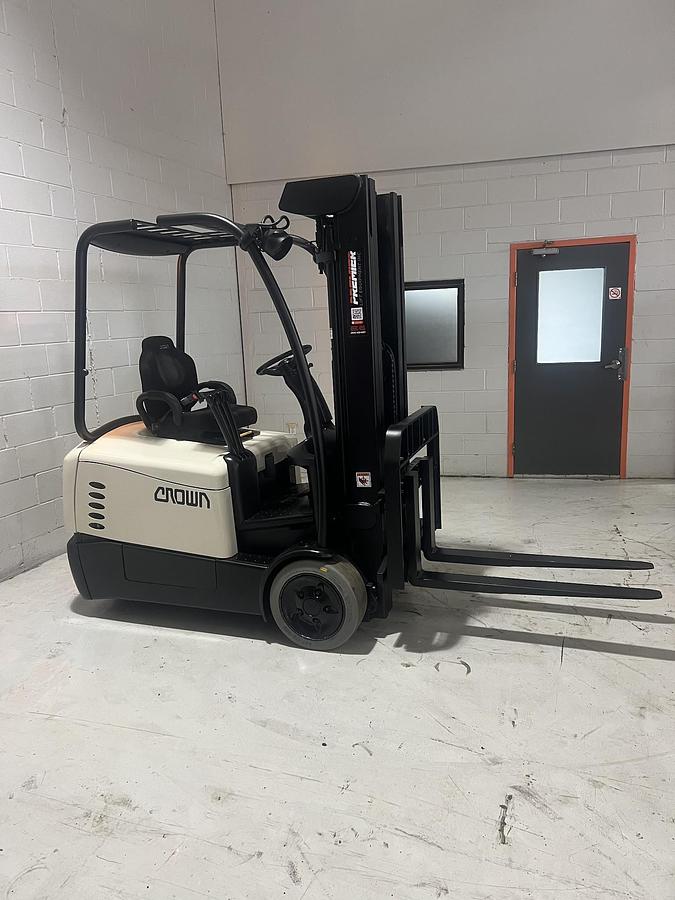 Refurbished 3‑Wheel Electric Sit‑Down Forklifts