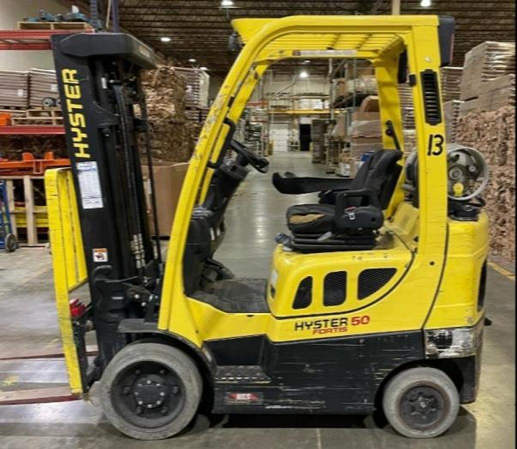 2017 Hyster S50FT CSA propane forklift Brampton 5000 lb 189” triple mast fork positioner side shift cushion tires clamp-ready UL/EE fire-safe export-certified