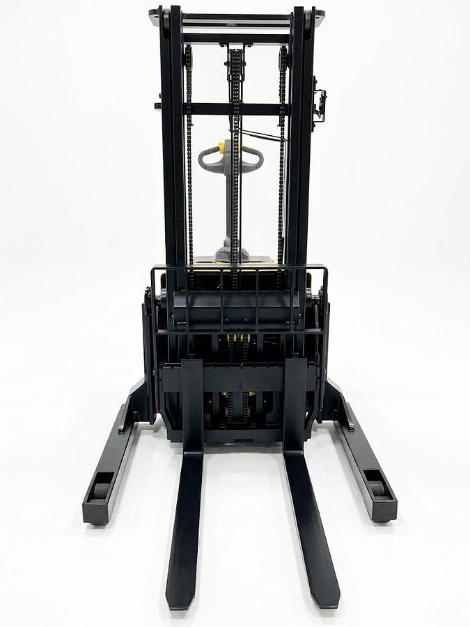 Clark WRSX30 walkie reach truck front view – forks, reach mechanism, mast assembly, 3,000 lb electric walkie reach – CSA‑certified for indoor use