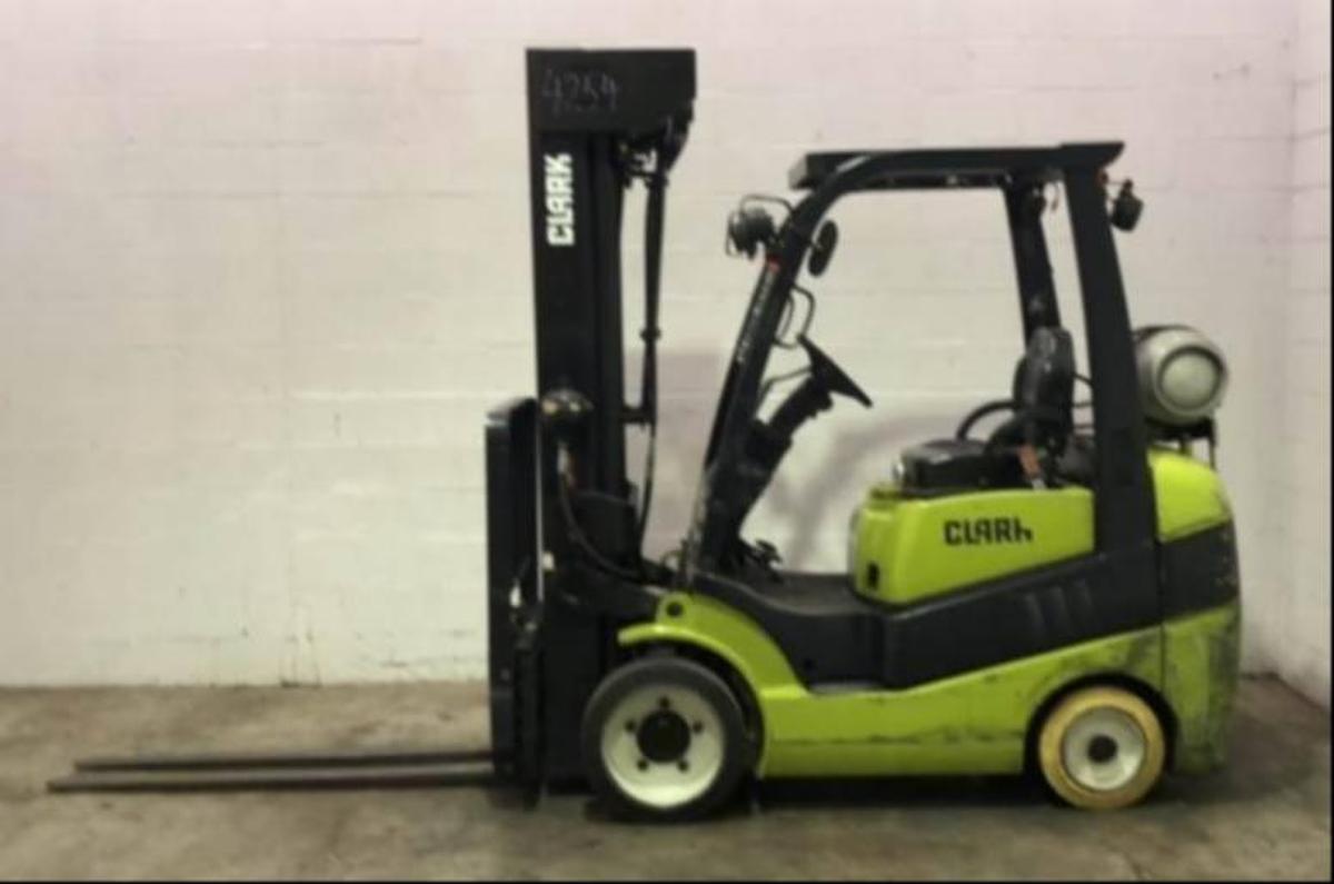 CSA-certified propane forklift | 5,000 lb | quad mast | side shift + fork positioner | cushion tires | indoor warehouse spec | Premier Lift Brampton ON