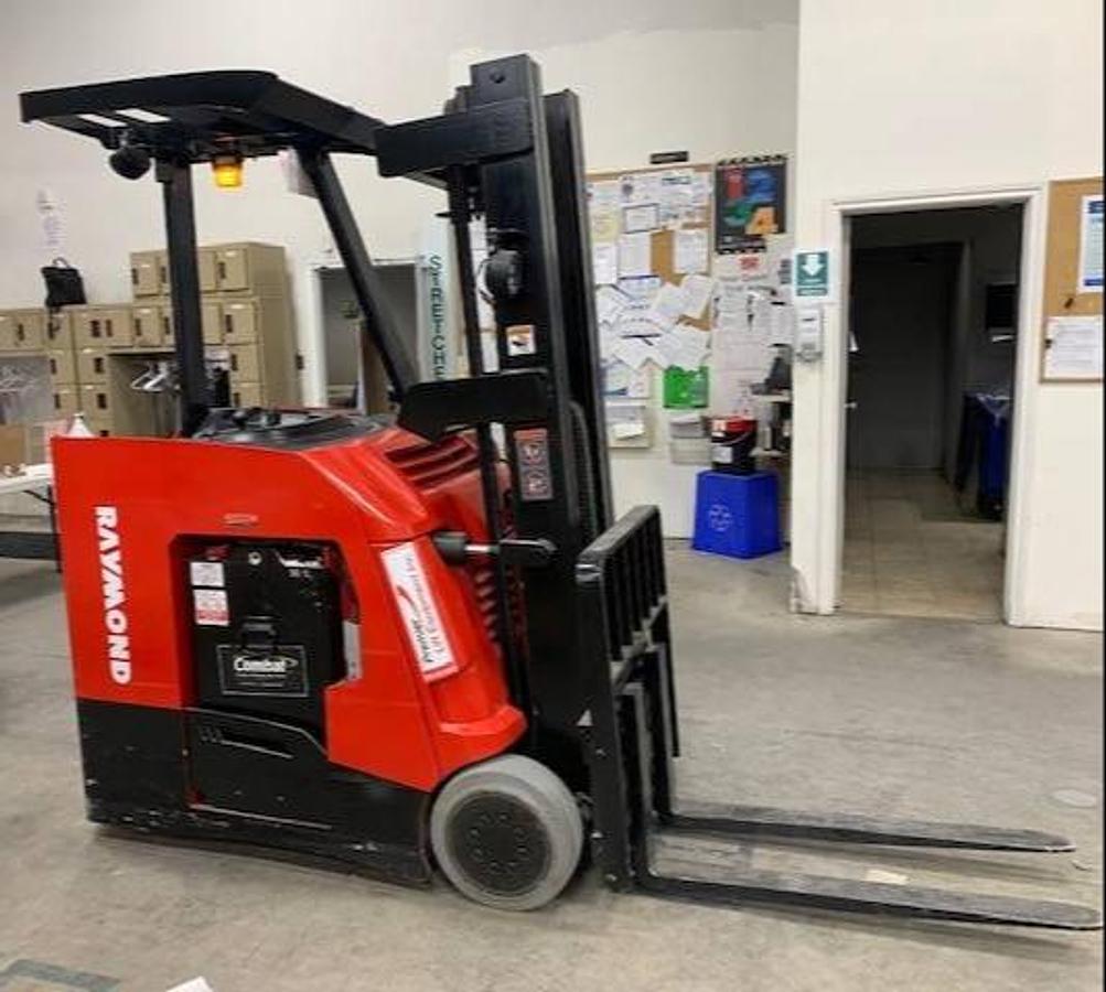 Raymond 425-C35TT CSA Docker Forklift – Freezer-Compatible, Battery Optional, Brampton ON