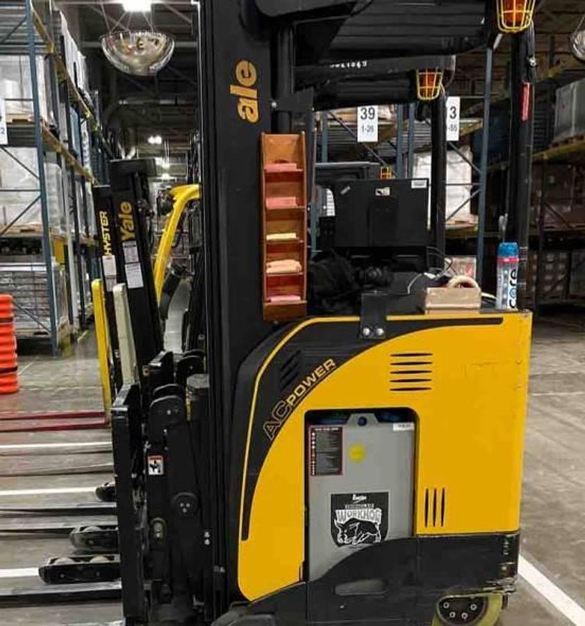 2019 Yale NDR035EB CSA deep reach forklift Brampton 3500 lb 212” triple mast pantograph freezer-compatible export-certified