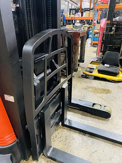 Refurbished 2004 Raymond 740 R45TT