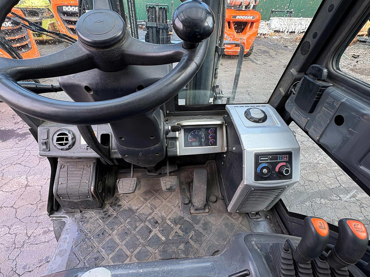2019 Doosan D30S-7 CSA Certified Diesel Forklift Driver Compartment View