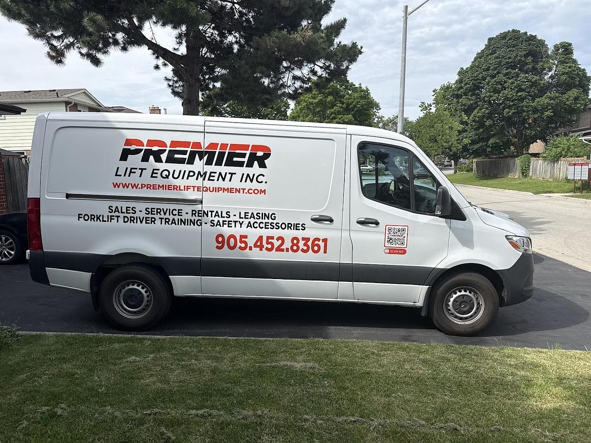 Used Crown Forklift Service & Repairs | Electric, VNA & Reach Trucks | Concord & GTA