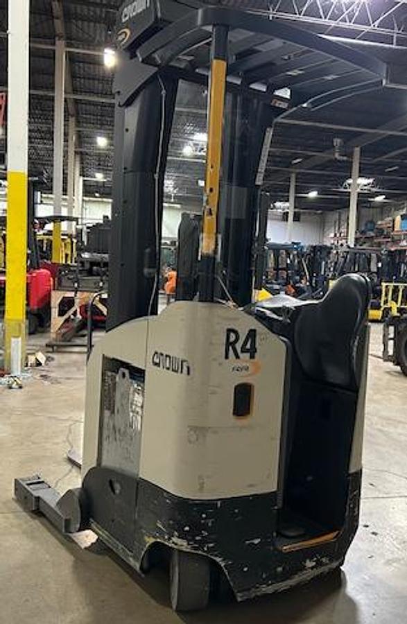 2016 Crown RR5795S‑45 reach truck – rear angle showing chassis and counterweight