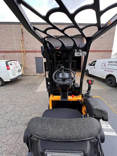 Refurbished SOLD – 2017 Drexel SL-40AC | Refurbished Electric SwingMast Forklift | 89/250" Quad Mast | CSA Certified | Brampton Deployment Completed