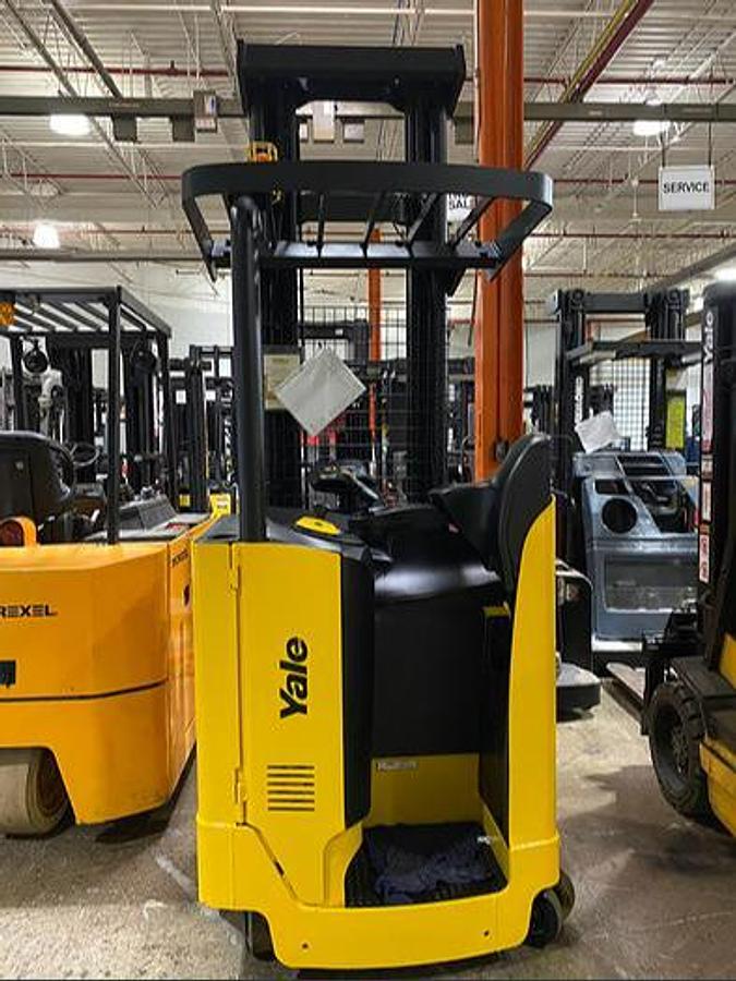 Rear chassis of Budget Yale NR040EANL reach truck, older non‑CSA unit.