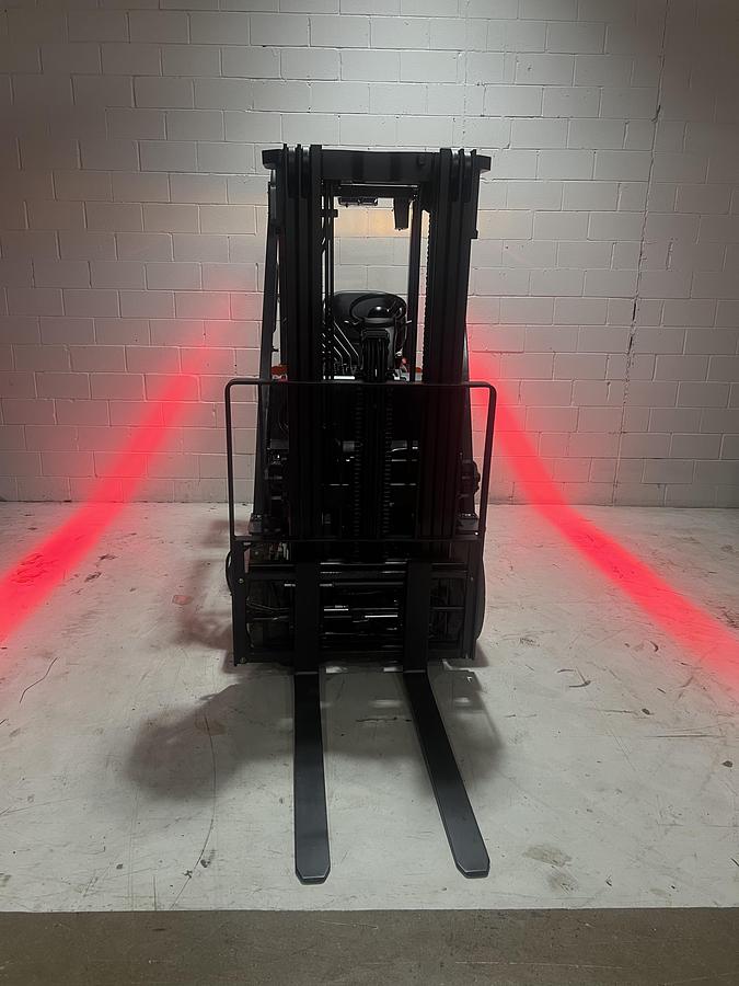 Refurbished 2018 Toyota 8FBCHU25 | 5,000 lb | 189" Mast | 36/48V Electric | Side Shift | 4‑Wheel Cushion | CSA Certified | Brampton ON