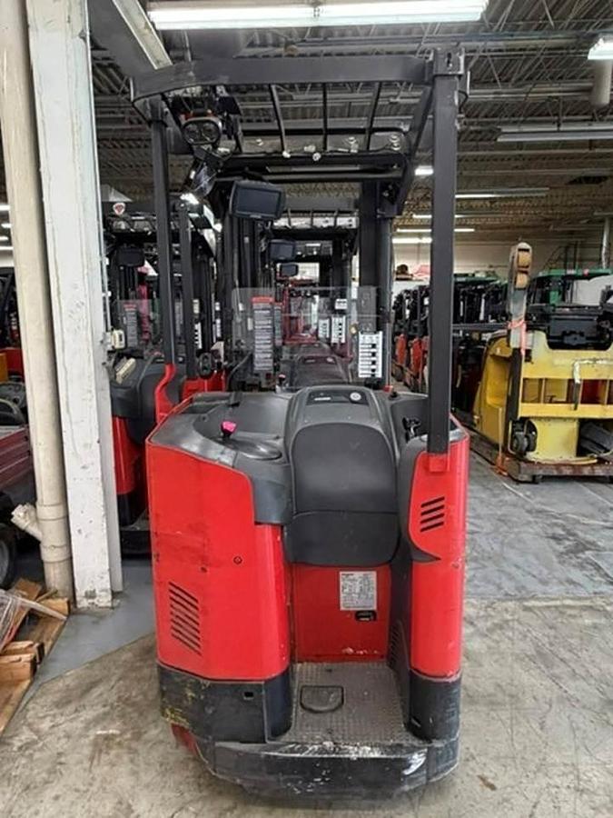 2021 Raymond 750‑R45TT EE‑Rated Reach Truck – Operator Compartment | Stand‑Up Controls | Side‑Shift | Narrow‑Aisle Warehouse Forklift